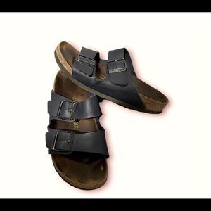 Birkenstock Arizona Navy Blue Size 40, Women’s 9-9.5 - Narrow